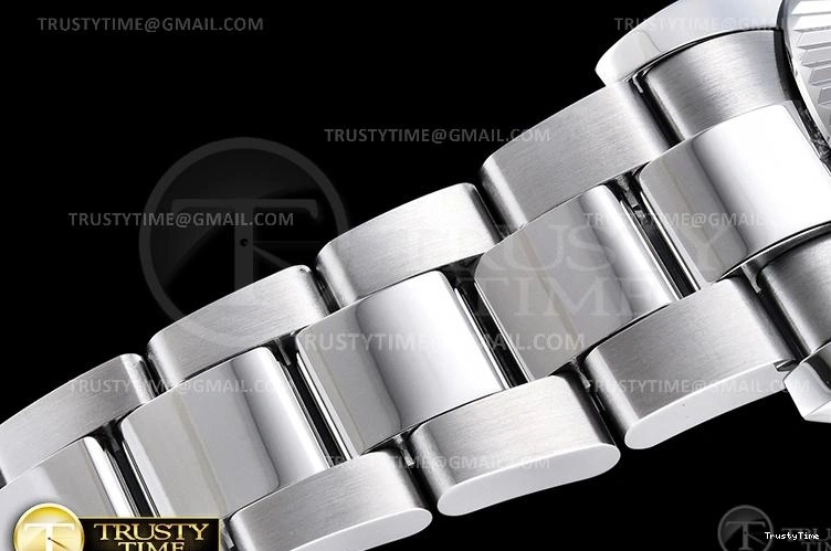 0504 Unisex R2DJ0253H – DJ2 41mm 649